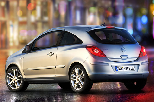 Opel Corsa, pregled napak, težav, vpoklicev
