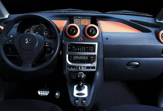 Peugeot 1007 pregled napak, težav, okvar in vpoklicev